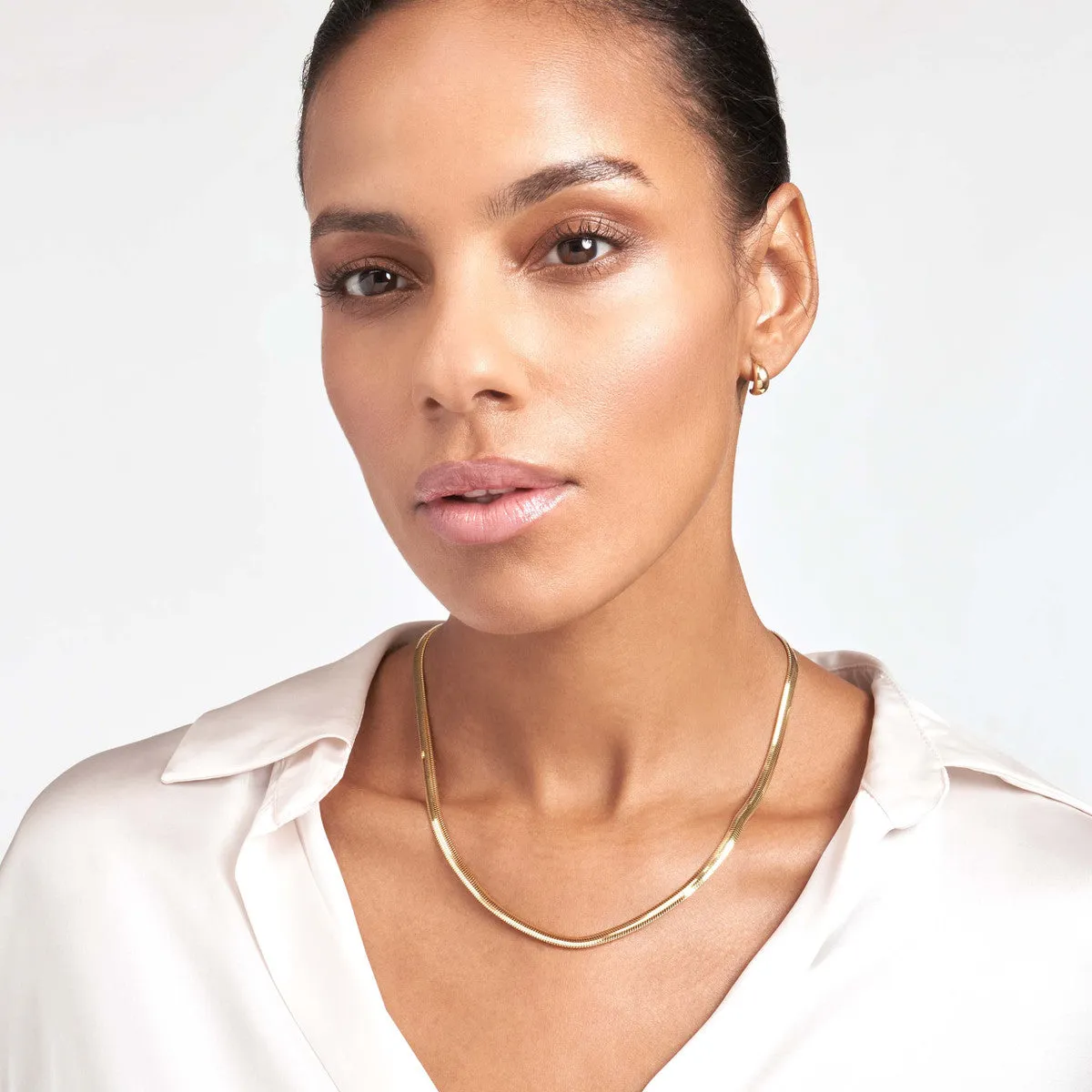 14K Gold 4.2mm Light Oval Snake Chain Necklace with Lobster Lock