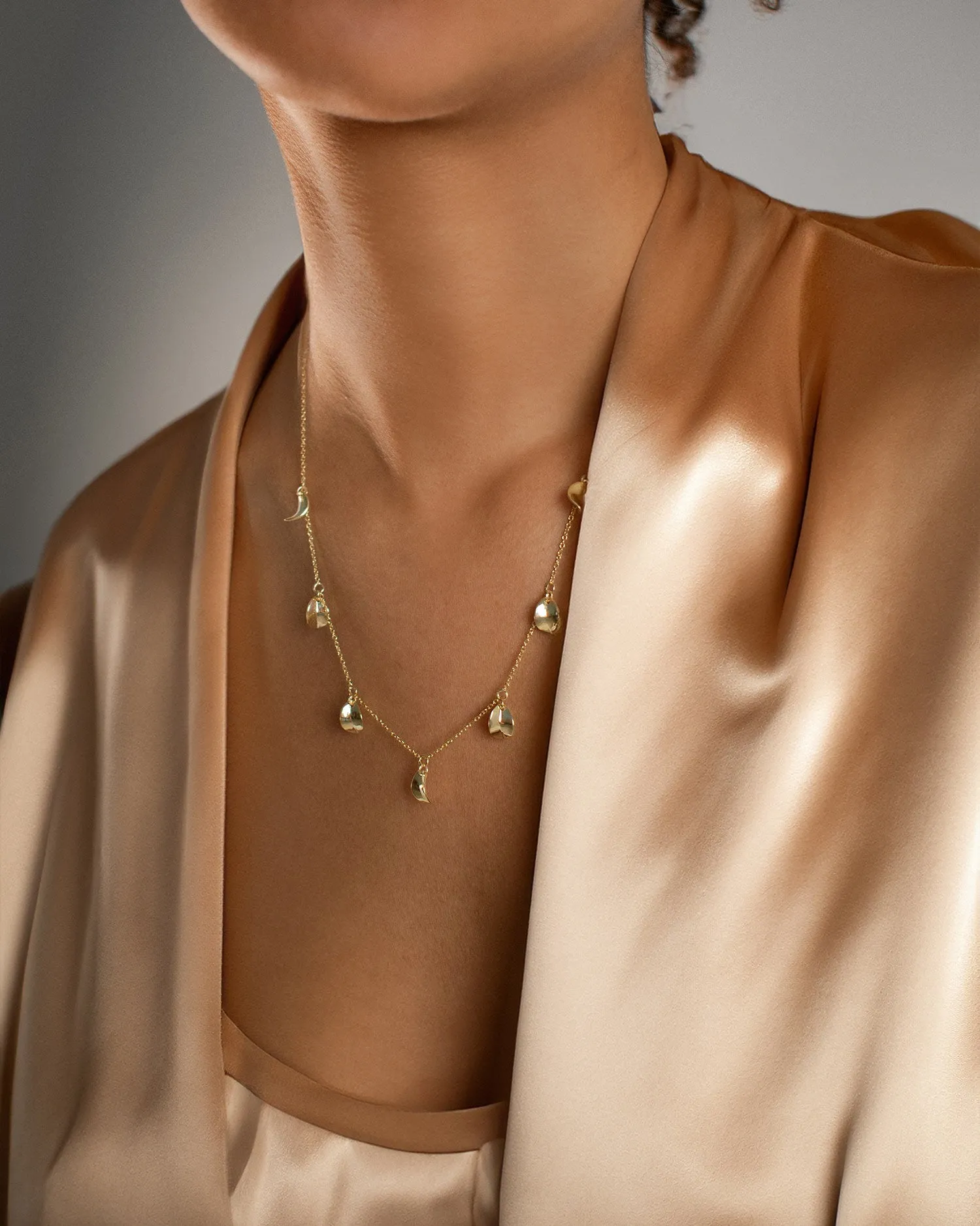 Botanica drop full necklace gold