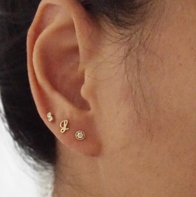Crown Diamond Stud Earring - Solid 14kt