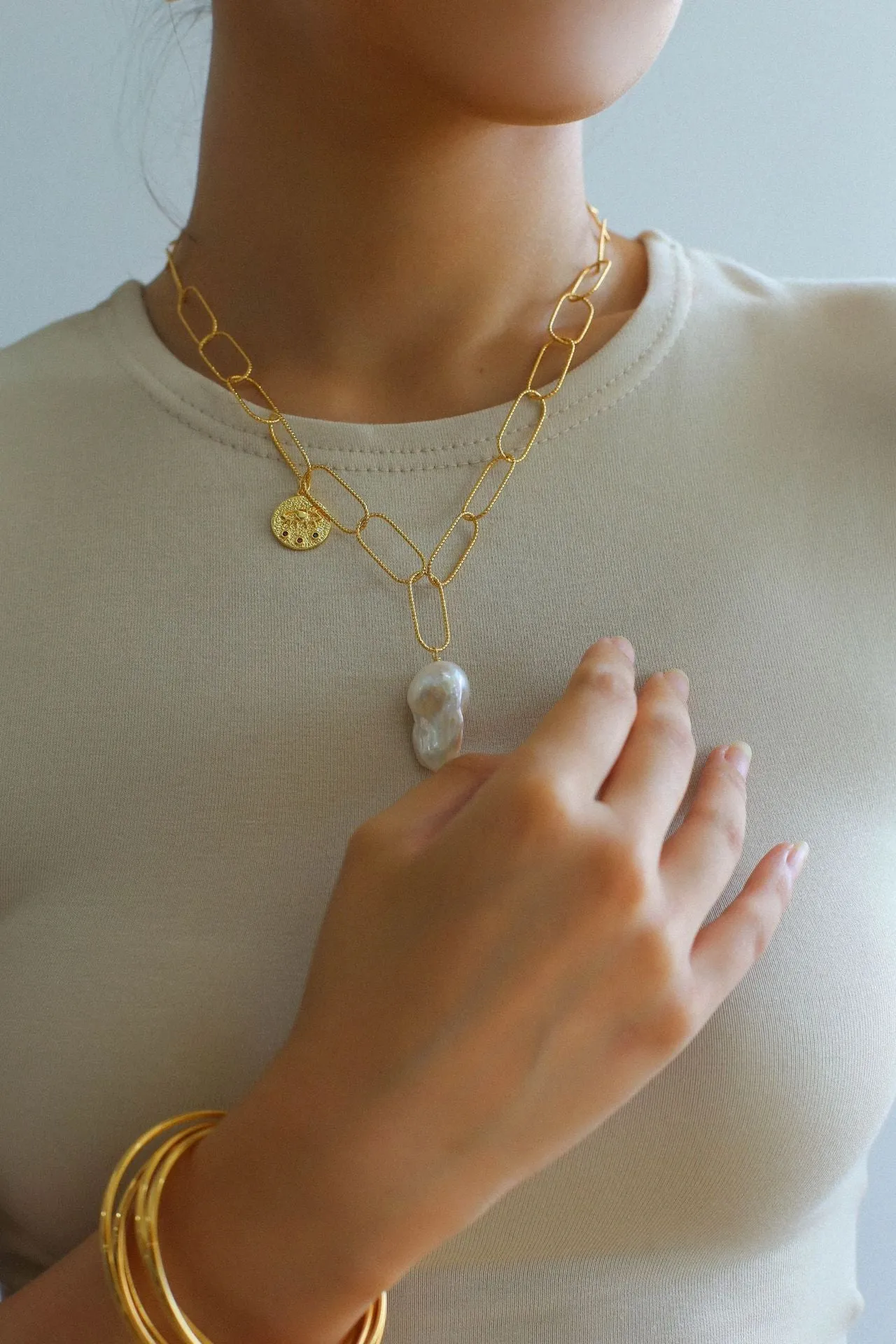 Extra Large Chain Baroque Pendant Necklace