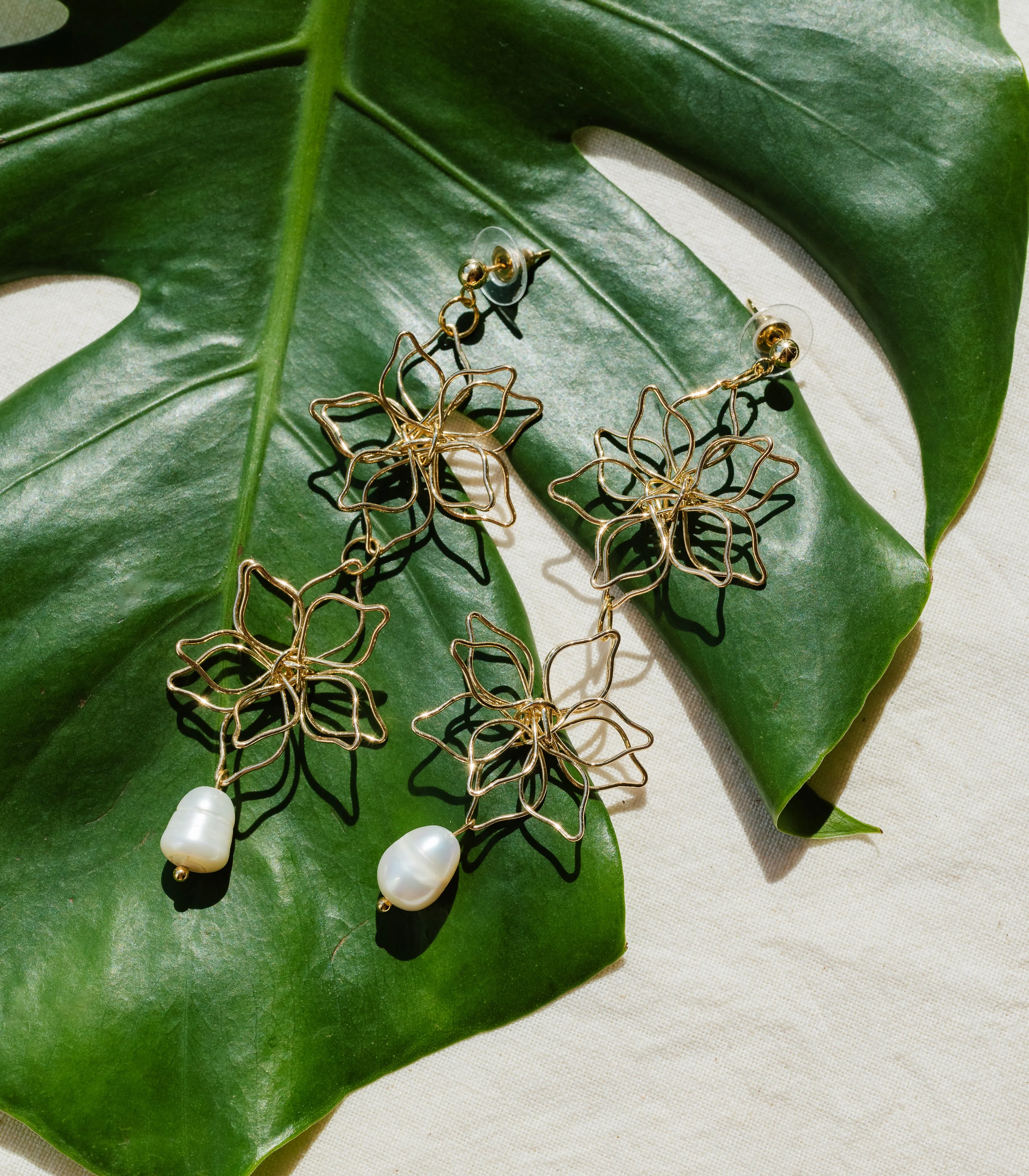 Flora Drop Pearl Earrings