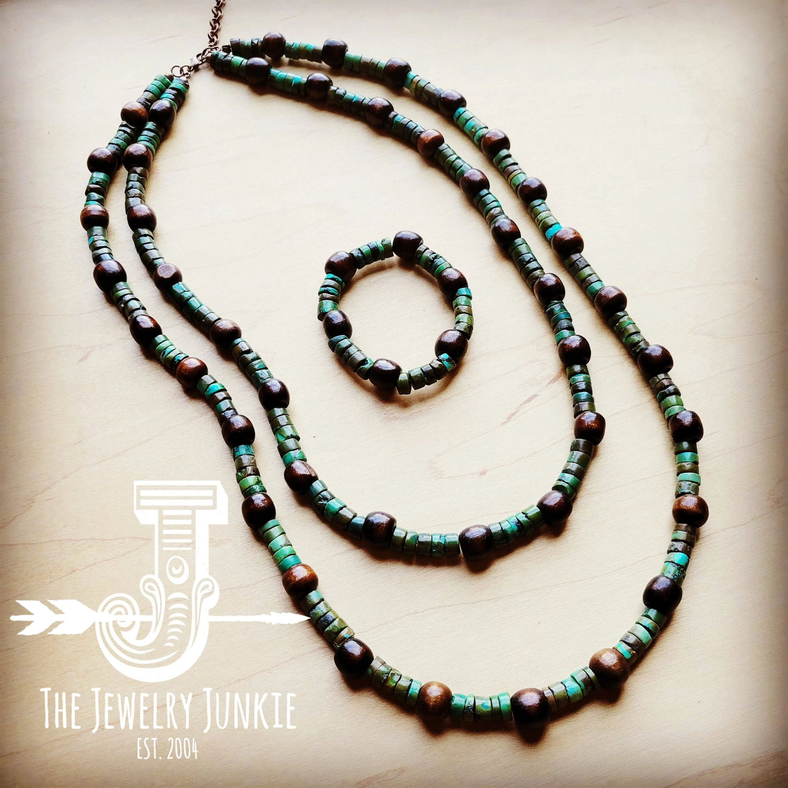 *Genuine Natural Turquoise and Wood Stretch Bracelet