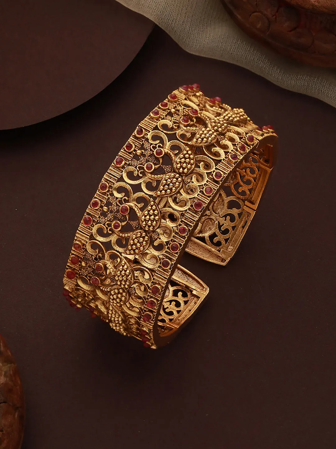 Gold-Toned & Red Handcrafted Gold-Plated Bangle-Style Bracelet