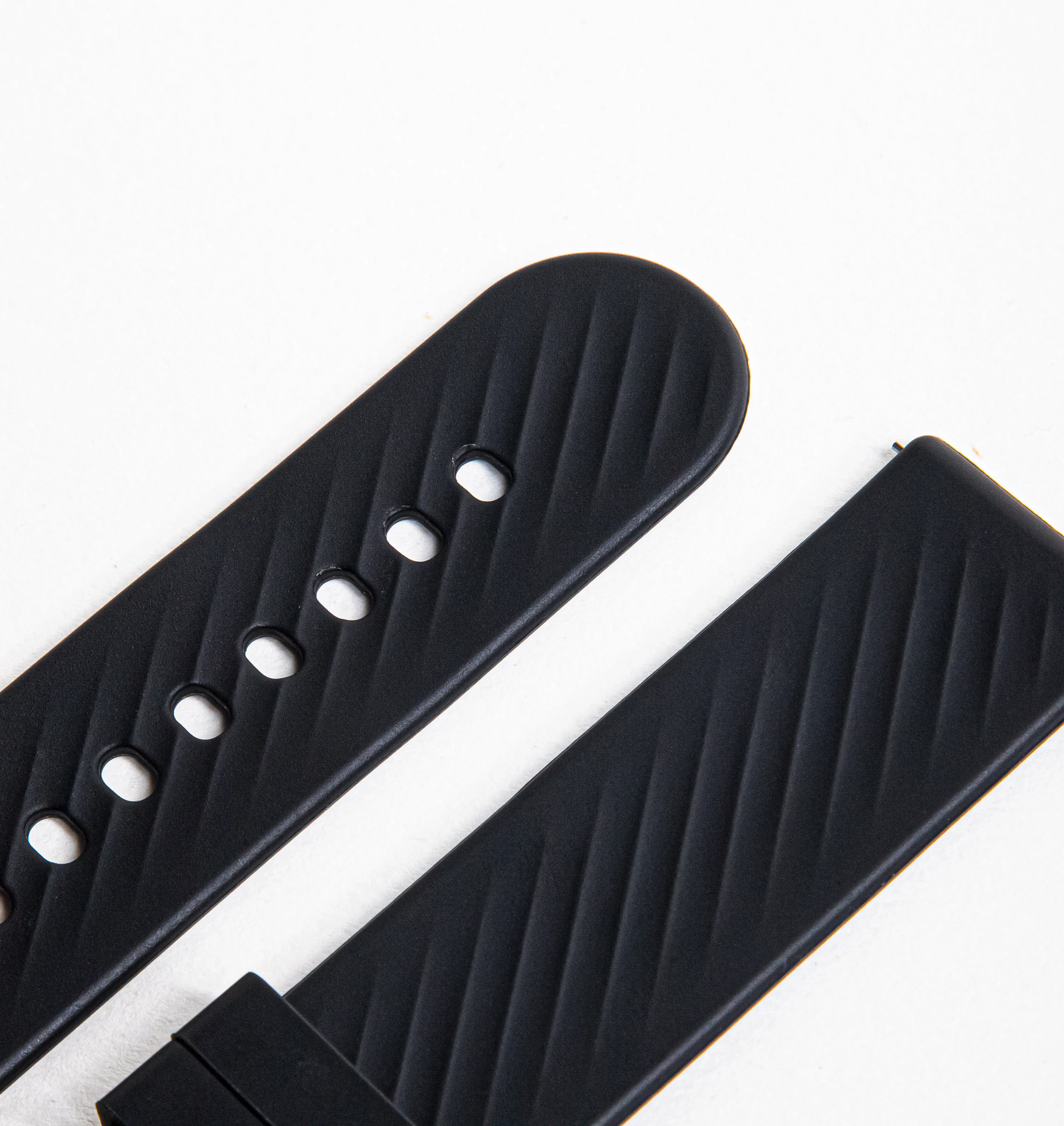Premium Groovy Silicone Strap for Ultimate Comfort and Style