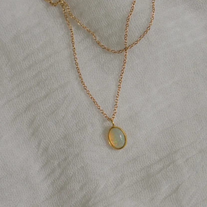 Oval Opal Pendant Necklace - Solid 14kt