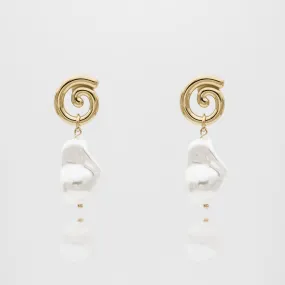 Rumi Pearl Earrings