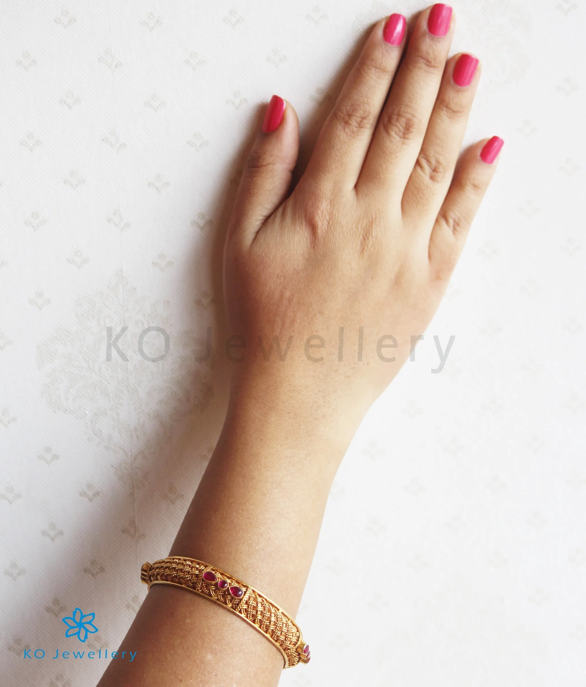 The Avritti Silver Antique  Kempu Bangle(Size 2.2/2.4/2.6)