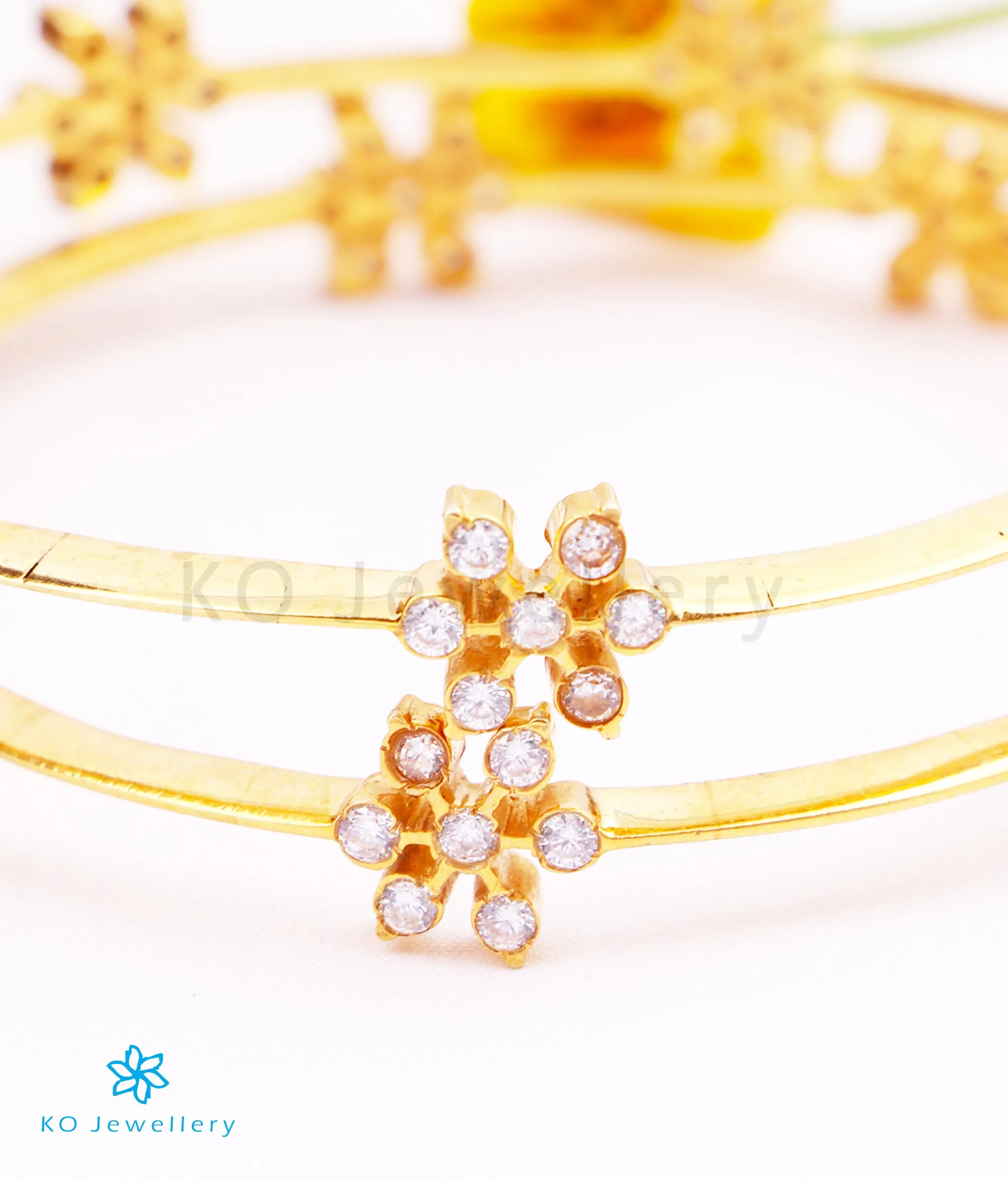 The Ayana Silver Bangle (Size 2.2/2.4/2.6/2.8)