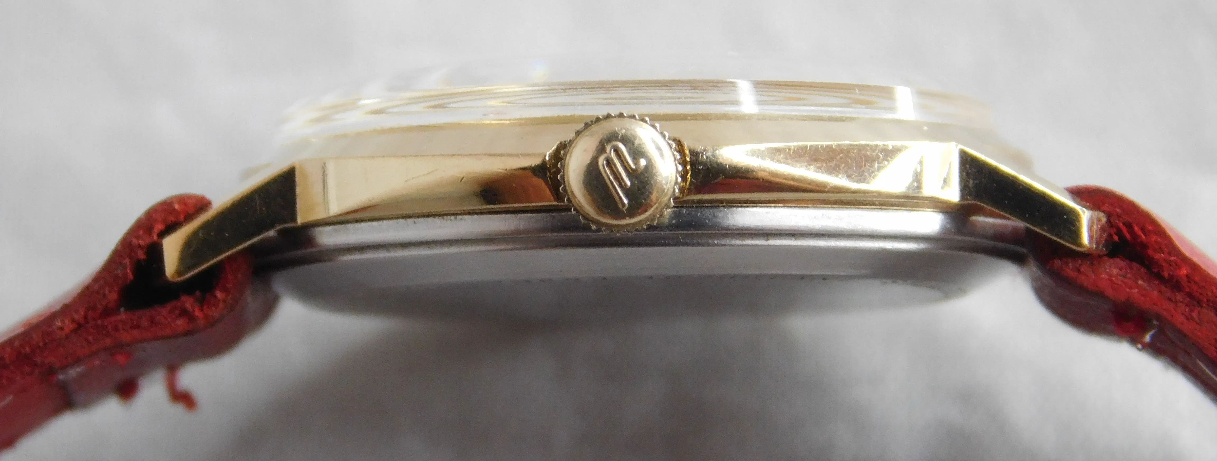Waltham 21 Jewel Swiss Manual Wind Gold Plated Vintage 1960's Men’s Watch...33mm