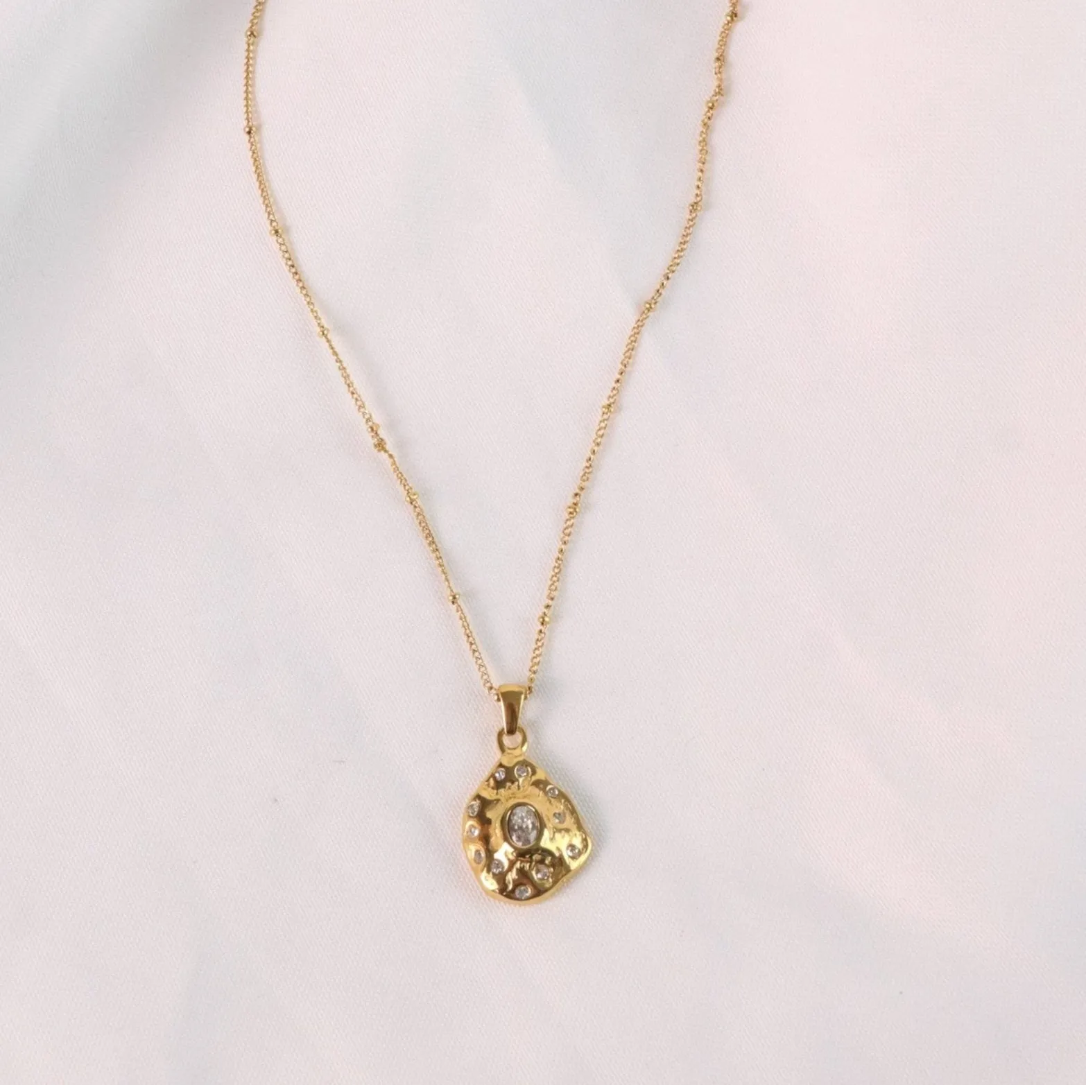 Zora - Gold Fossil Necklace